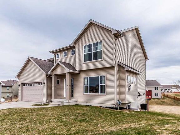 2nd image of 1711 Dogwood Se Ct