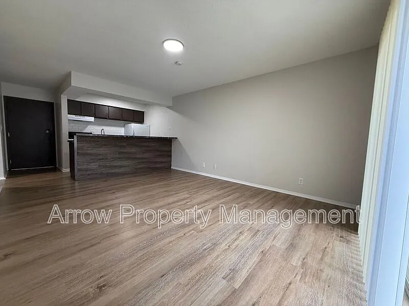 1 bed, 1.0 bath, 640 sqft, $755 — Photo 2