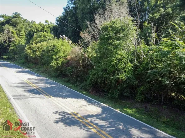 2695 Cole Rd, Winston Salem, NC 27107