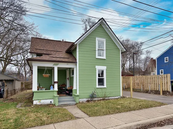 209 Arcade St, Ypsilanti, MI 48197