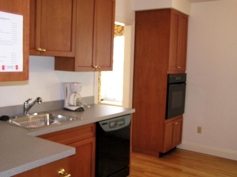 125 S Main St Lexington VA Zillow