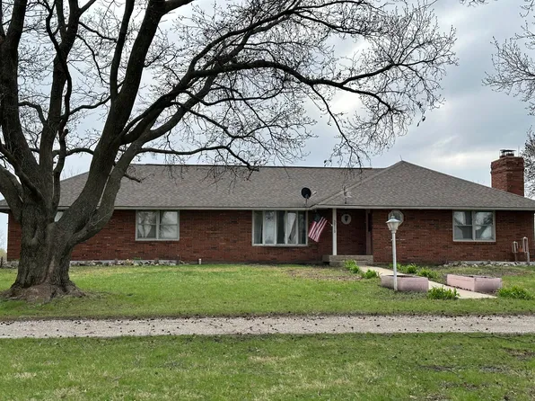 30110 County Road 221, Carrollton, MO 64633