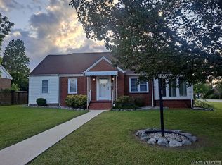 701 Rapids St, Roanoke Rapids, NC 27870