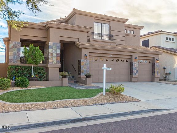 3rd image of 4825 E Hamblin Dr