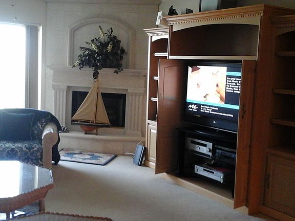 2nd image of 544 Pinellas Bayway S APT 204