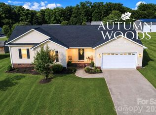158 Autumn Woods Dr, Kings Mountain, NC 28086