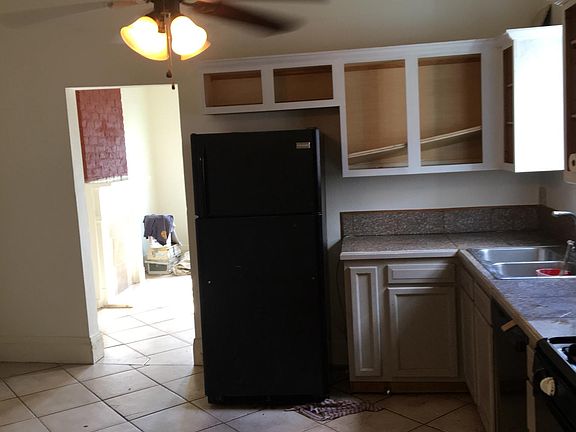 4th image of 1435 Marigny St