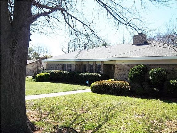 2nd image of 222 Malibu Dr