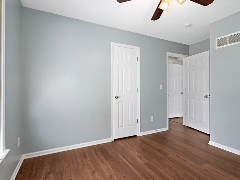 3513 NE Stanton St — Photo 16