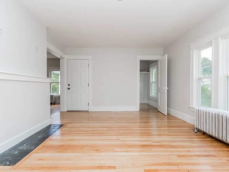 206 Pine St #2 — Photo 12