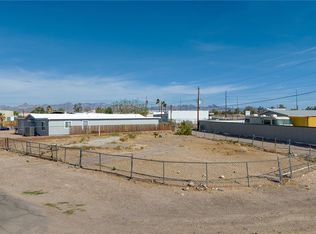 1050 Gemstone Ave, Bullhead City, AZ 86442