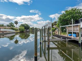 743 Kingston Ct, Apollo Beach, FL 33572