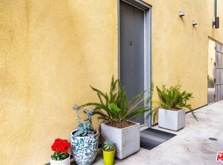 1523 Gordon St APT 8, Los Angeles, CA 90028