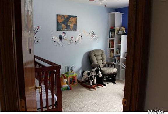 4th image of 412 S Ridge Dr
