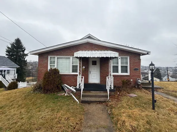 133 E Pitt St, Canonsburg, PA 15317
