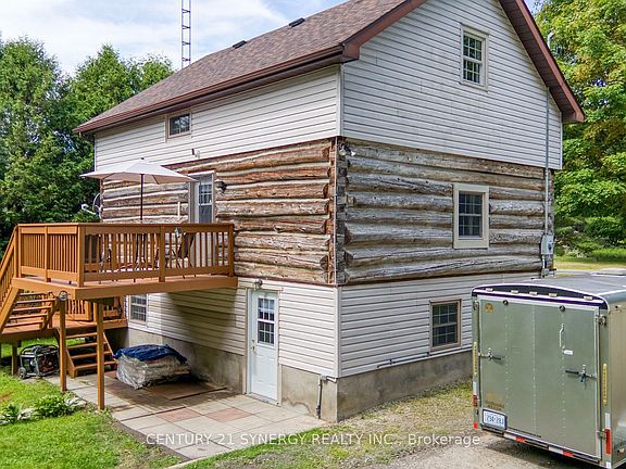 2nd image of 144 Affleck Cres
