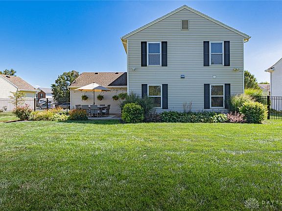 3rd image of 2920 W Barnhill Pl