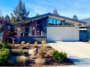 61085 SE Ruby Peak Ln, Bend, OR 97702