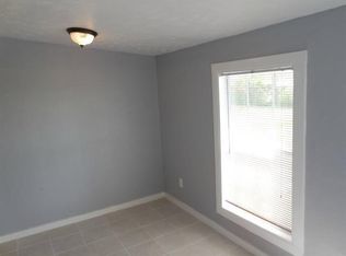 819 W Danieldale Rd, Dallas, TX 75232