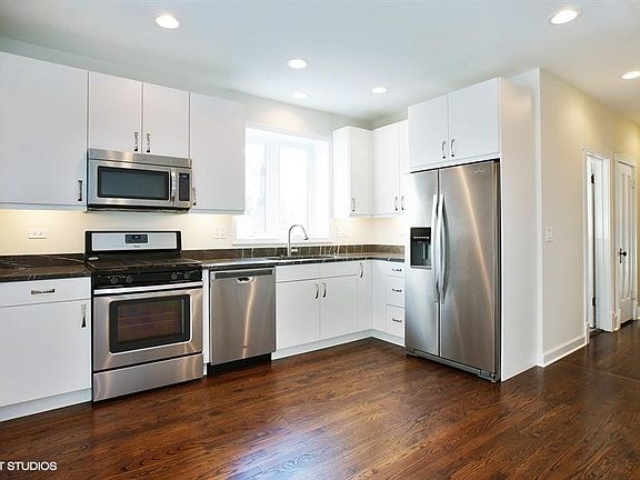 4th image of 5101 N Lowell Ave APT 1