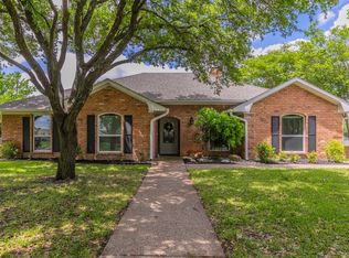 506 Lazy Acres Dr, Woodway, TX 76712