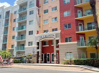 6001 SW 70th St APT 319, South Miami, FL 33143