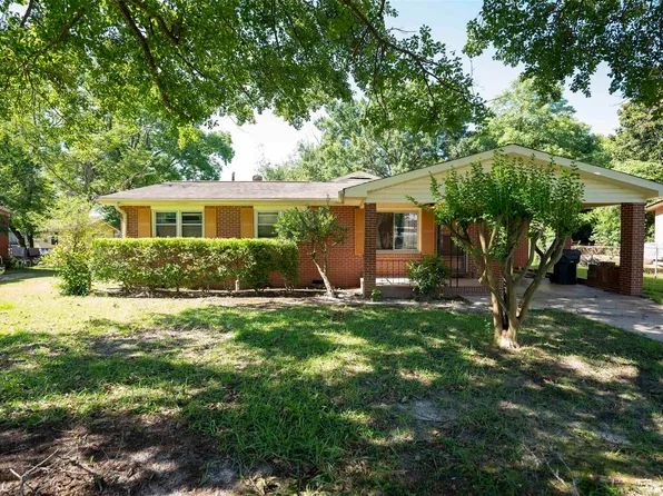 115 Meadowcliff Cir, Warner Robins, GA 31093