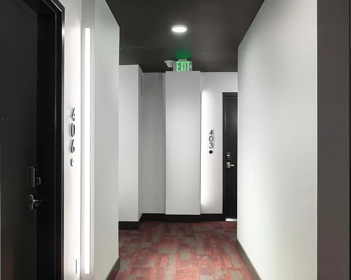 Adell Apartments — Photo 72
