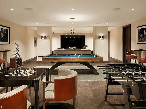 515 West 18th Street image 10 of 14