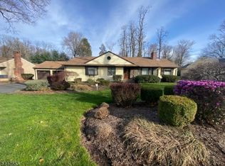 247 River Rd, East Hanover, NJ 07936