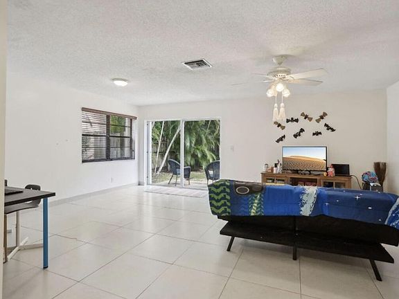 3rd image of 2180 S Seacrest Blvd #A