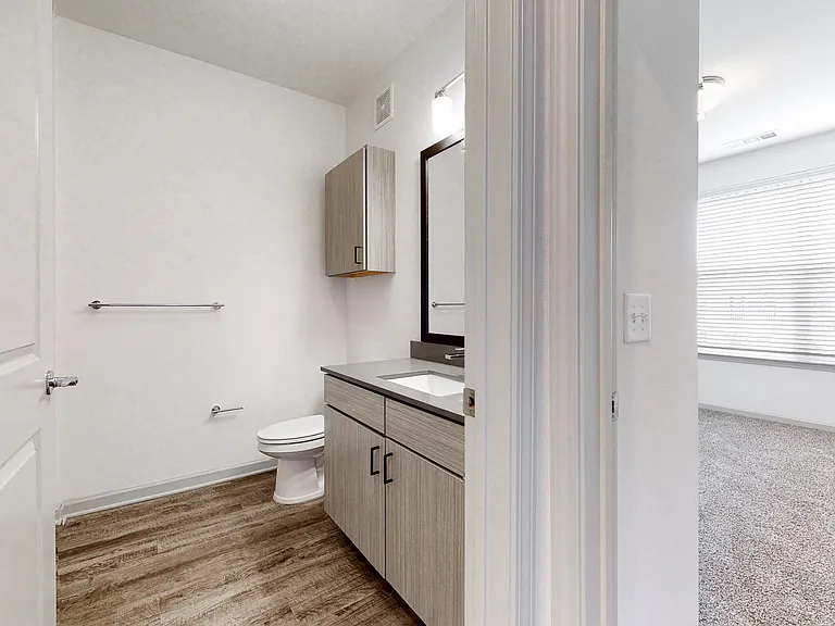 Thrive Luxury Apartments — Photo 108