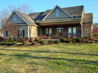 4616 E Joyce Ln, Powell, TN 37849