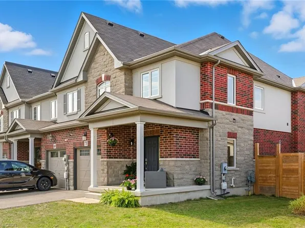 71 Bradbury Rd, Hamilton, ON L8J 0E4