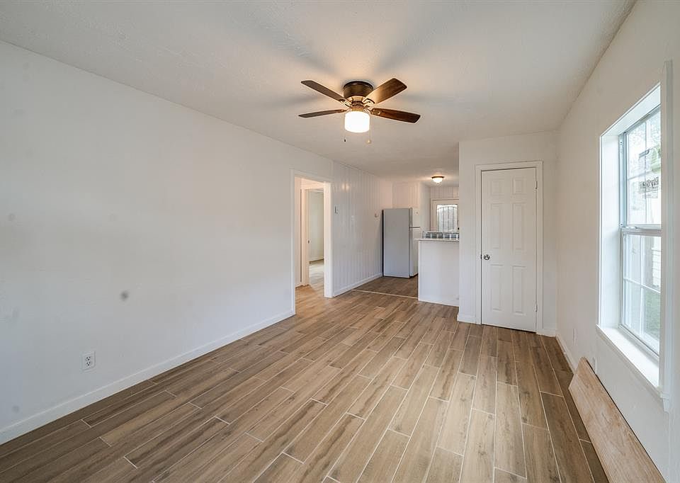 1st image of 3710 Cactus St #3710