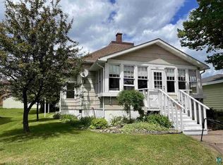 521 3rd Ave, Two Harbors, MN 55616