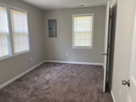 3rd image of 205 Norris St