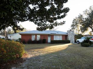 404 Pine St W, Hampton, SC 29924