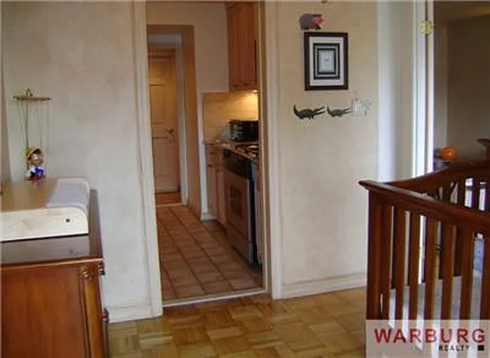 Sold by Warburg | media 31