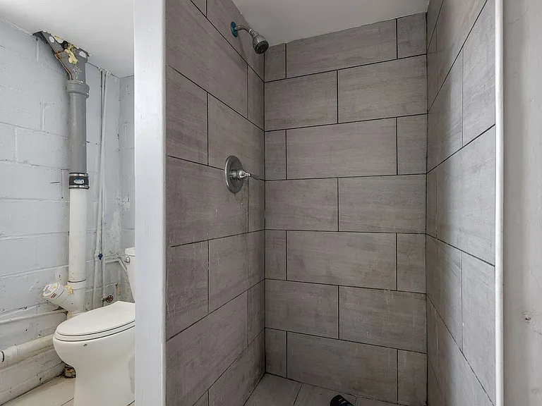 3912 Mortimer Ave — Photo 26