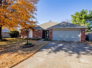 1456 Niagara St, Springdale, AR 72762