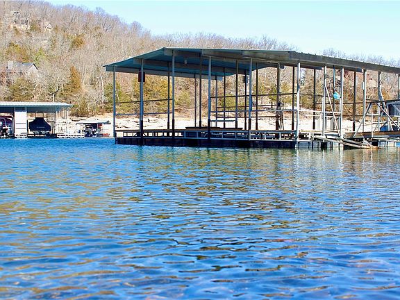 2nd image of 21995 Indian Bluff Rd