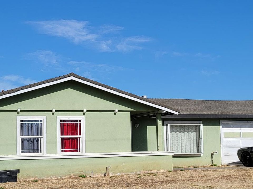 1st image of 550 El Camino Paraiso