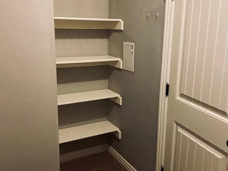 1344 N Vintage Ave — Photo 33