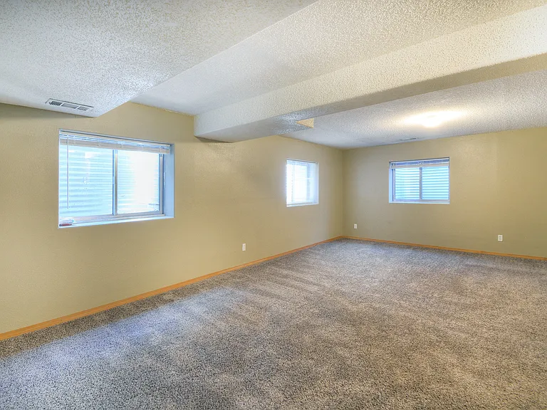 2244 Pinyon Jay Dr — Photo 13
