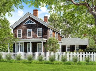 91 Lumber Ln, Bridgehampton, NY 11932