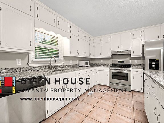 4th image of 1815 Skyland Glen Dr