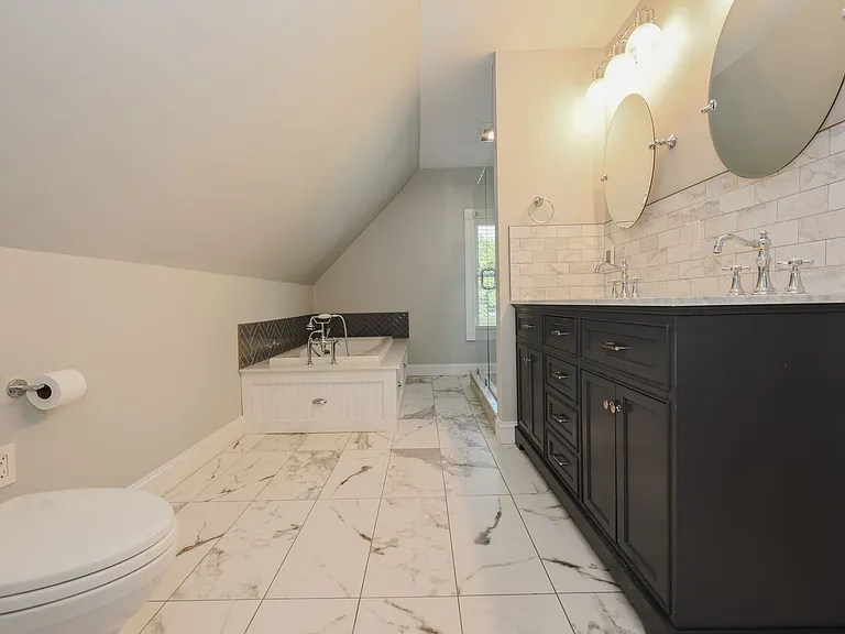65 Hubbard St #2 — Photo 47