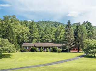 961 Bolars Draft Rd, Warm Springs, VA 24484