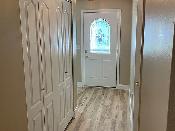 2nd image of 1261 Saint Andrews Ct